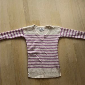 Vineyard Vines v-neck cashmere sweater